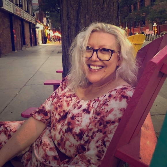 Meet your Posher, Lisa - Picture 3 of 8